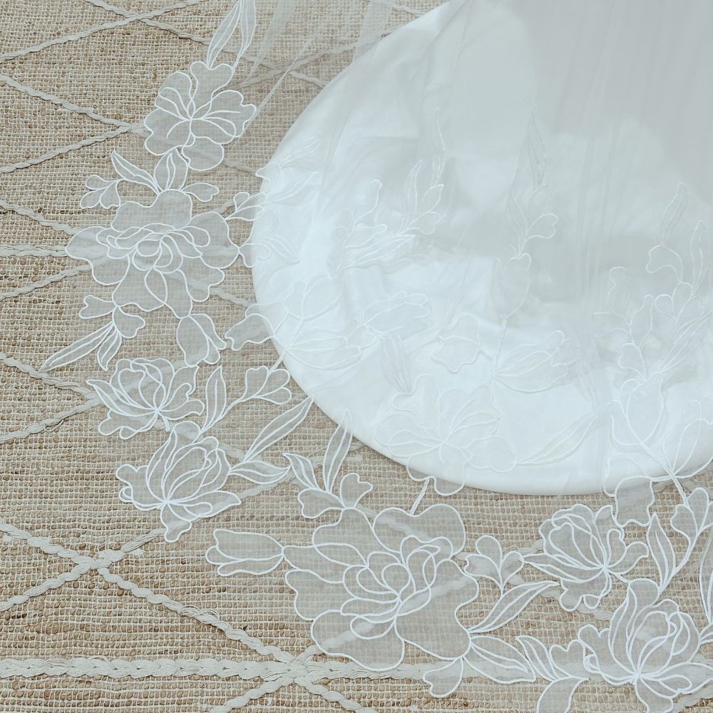 Bloom Whisper Cathedral Veil - Image 3